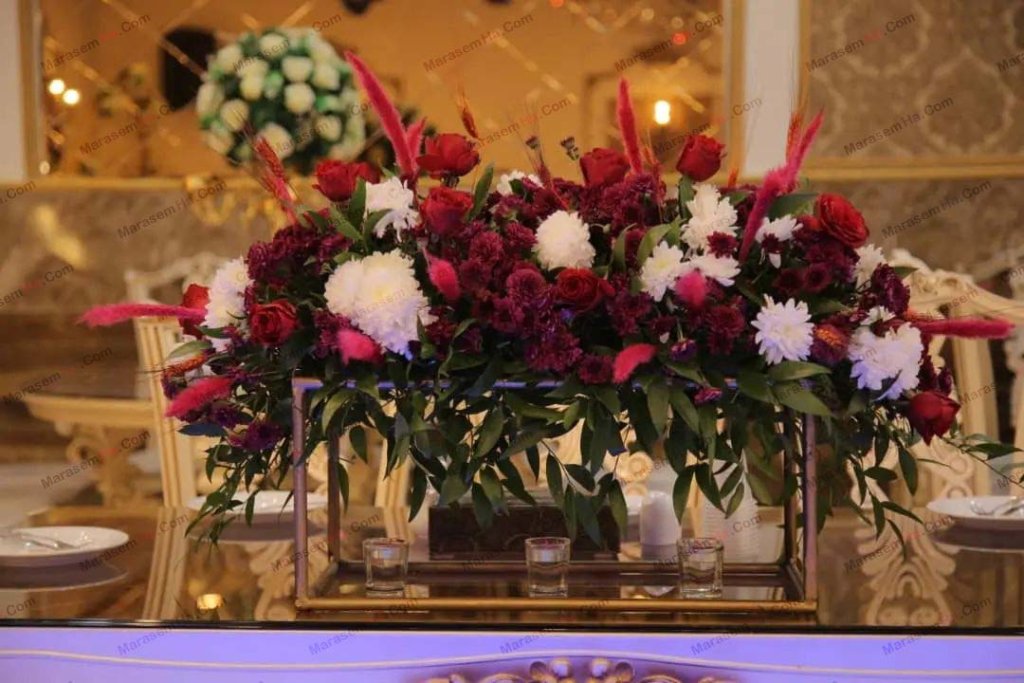 باغ تالار مهر و ماه